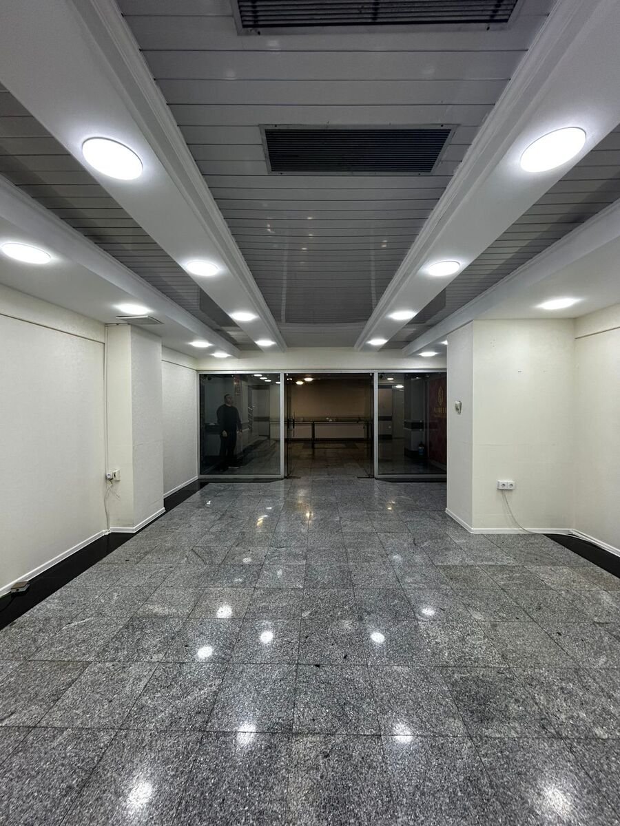 45 kv.m. obyekt icarəyə verilir, İçərişəhər m.-2