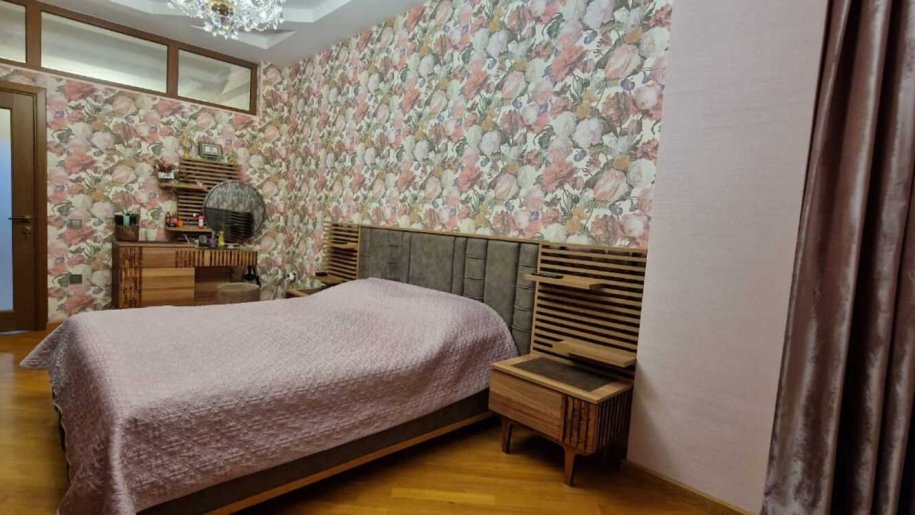 Satılır 3 otaqlı yeni tikili, 109 m², 8 noyabr-5