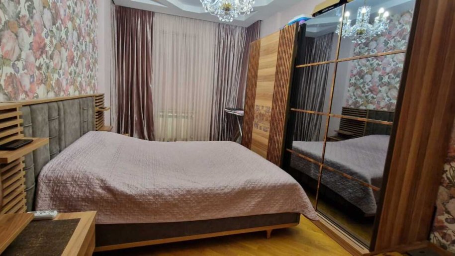 Satılır 3 otaqlı yeni tikili, 109 m², 8 noyabr-7