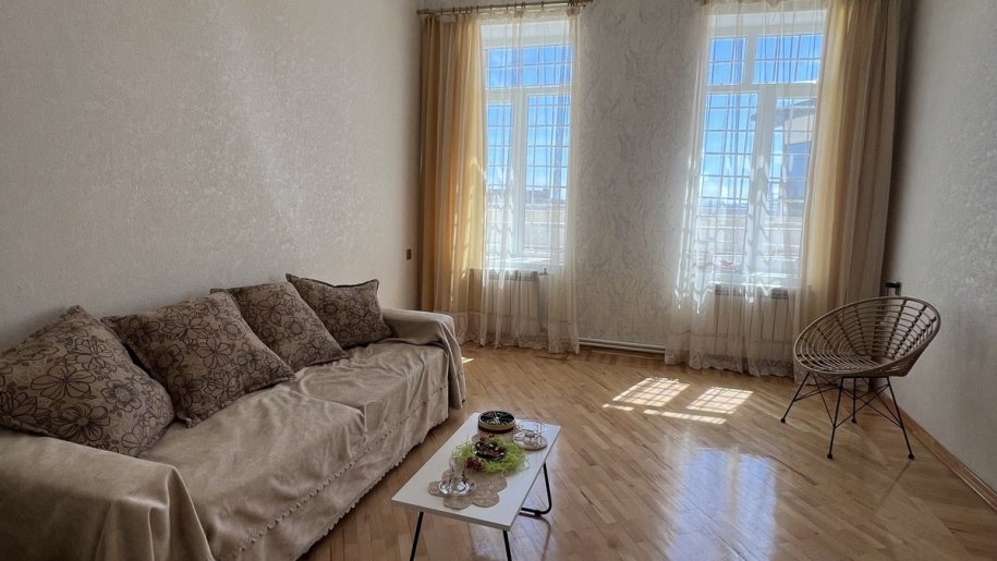 Kirayə verilir 2 otaqlı köhnə tikili, 60 m², İçərişəhər m.-3