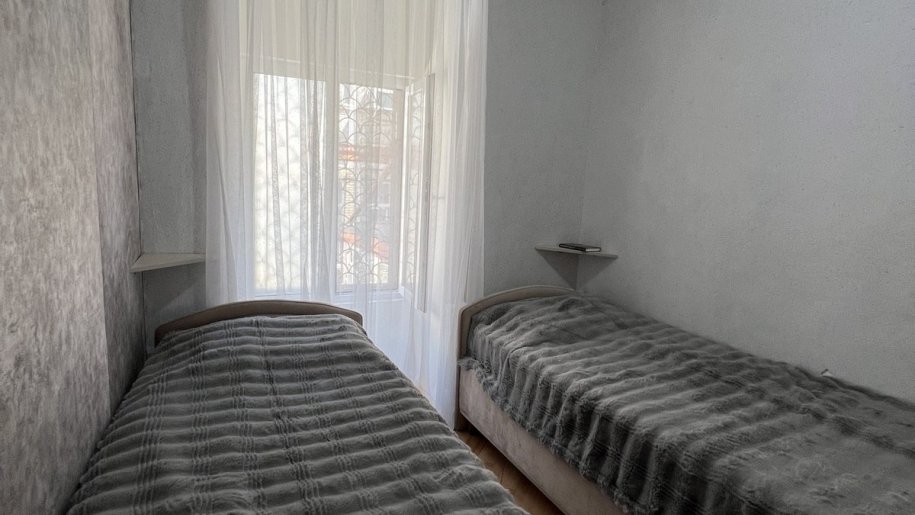Kirayə verilir 2 otaqlı köhnə tikili, 60 m², İçərişəhər m.-7