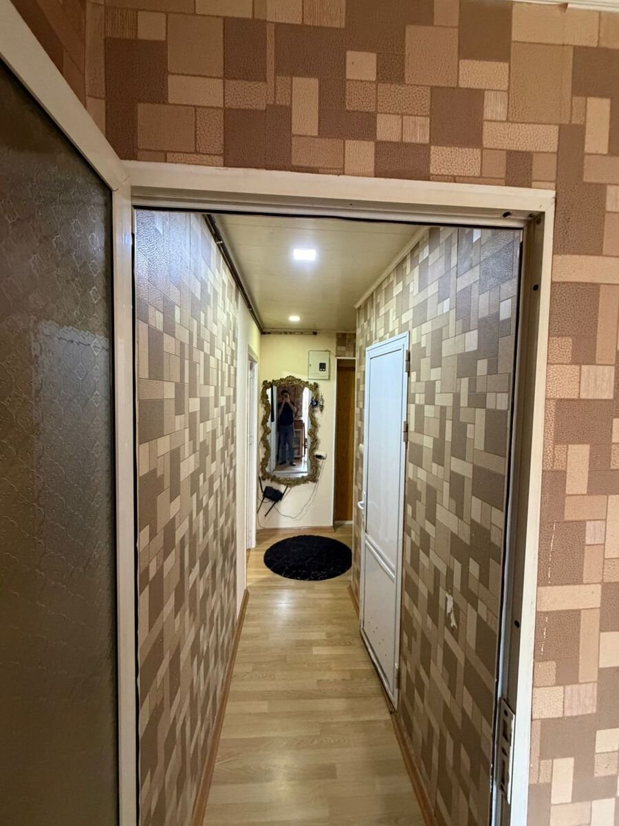 Satılır 2 otaqlı köhnə tikili, 50 m², Qara Qarayev m.-4