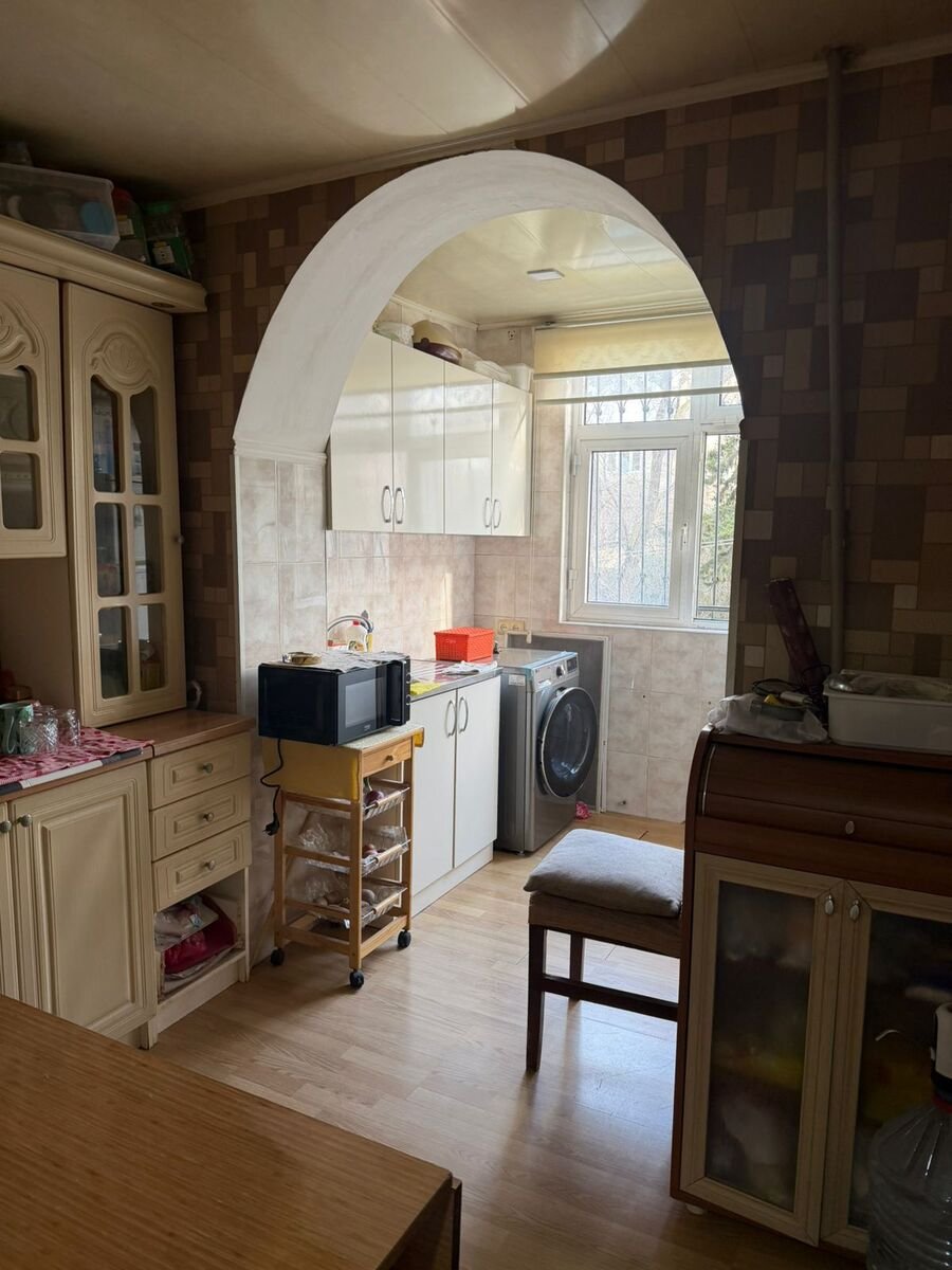 Satılır 2 otaqlı köhnə tikili, 50 m², Qara Qarayev m.-13