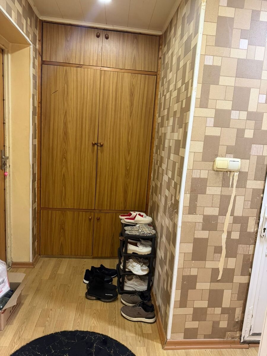 Satılır 2 otaqlı köhnə tikili, 50 m², Qara Qarayev m.-28