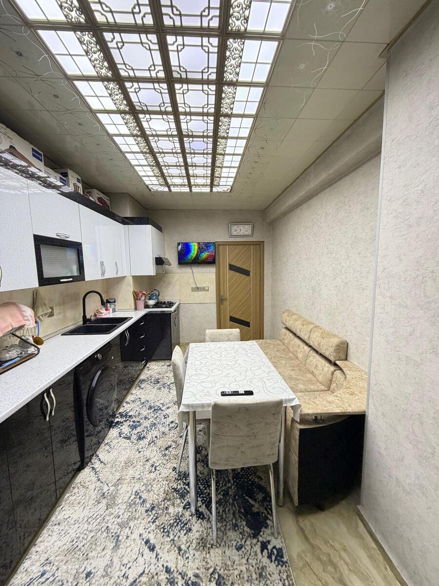 Satılır 2 otaqlı yeni tikili, 78 m², İnşaatçılar m.-1
