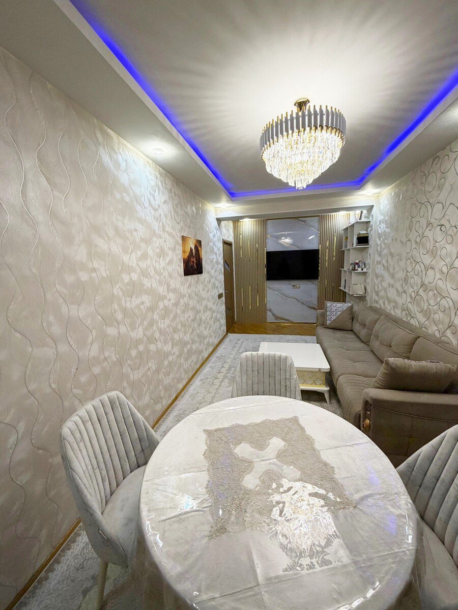 Satılır 2 otaqlı yeni tikili, 78 m², İnşaatçılar m.-6