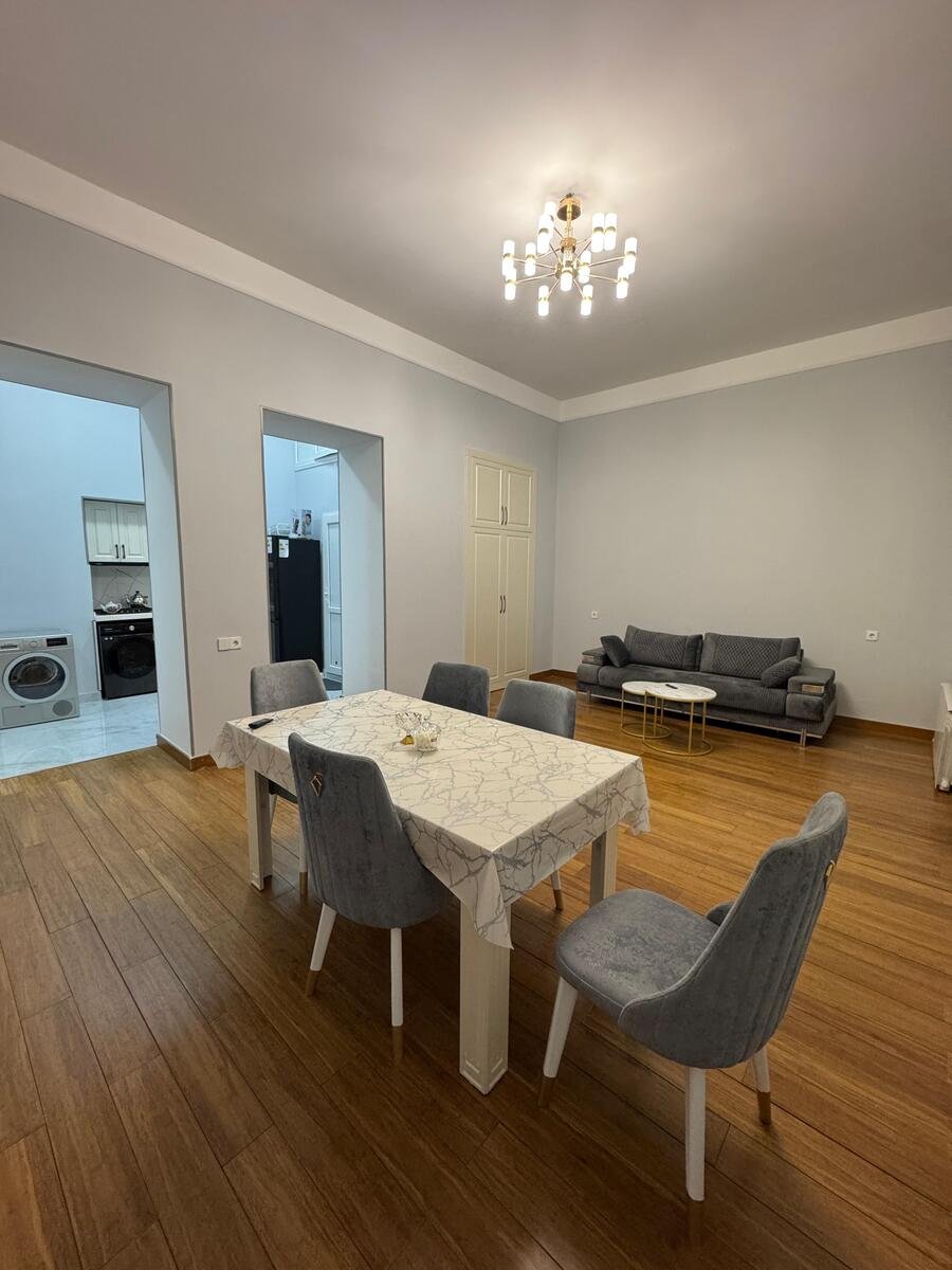 Kirayə verilir 2 otaqlı yeni tikili, 85 m², Sahil m.-1