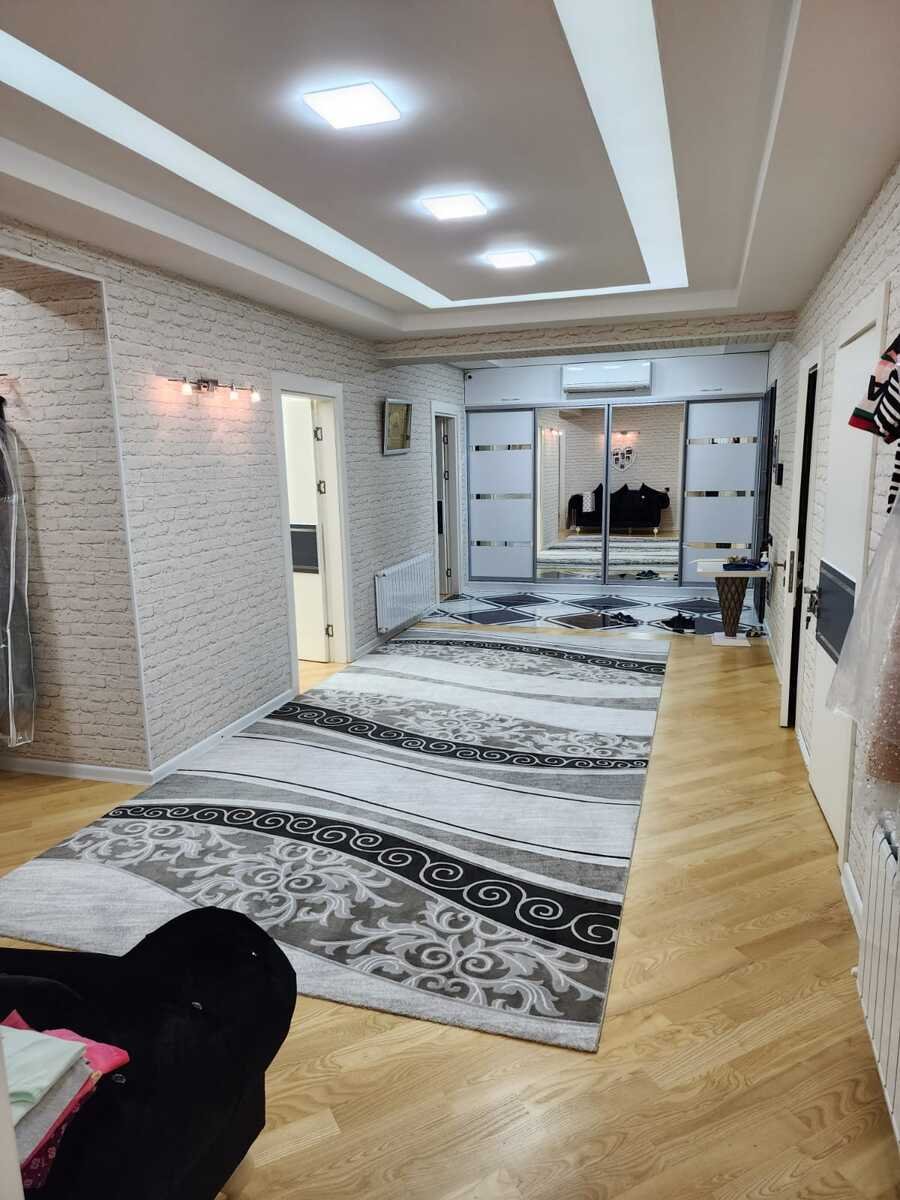 Satılır 5 otaqlı yeni tikili, 226 m², Xətai m.-15