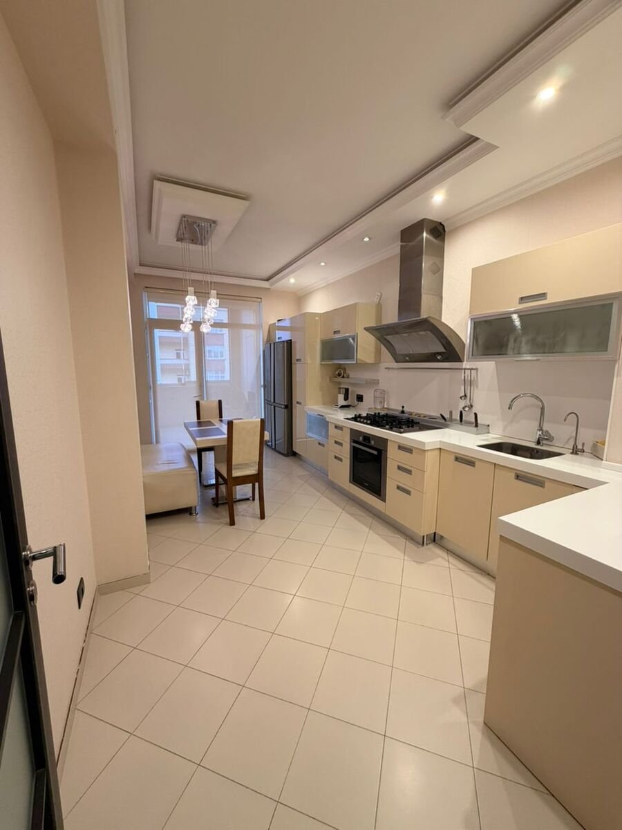 Satılır 4 otaqlı yeni tikili, 147 m², Elmlər Akademiyası m.-2