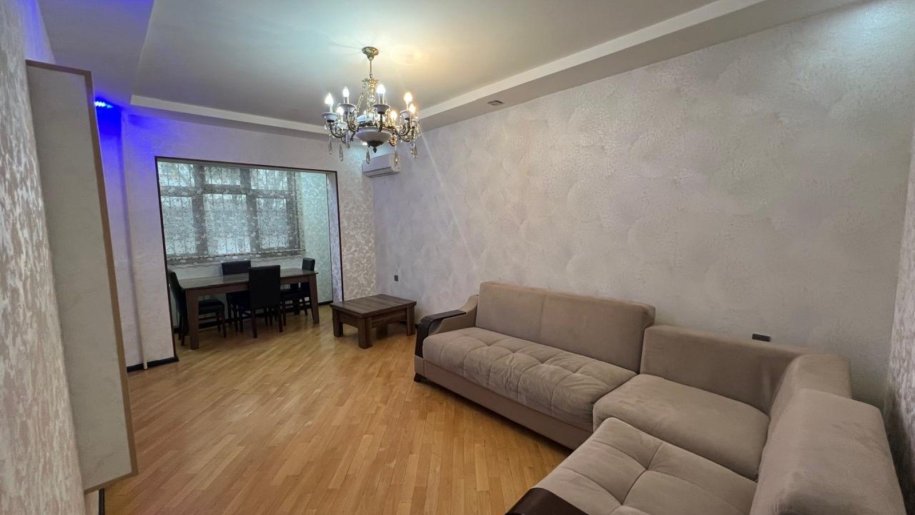 Satılır 3 otaqlı köhnə tikili, 80 m², Həzi Aslanov m.-1