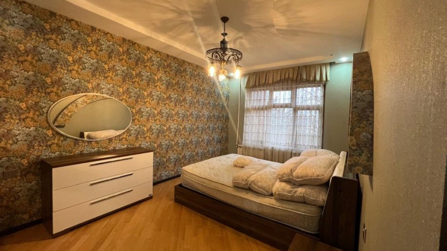 Satılır 3 otaqlı köhnə tikili, 80 m², Həzi Aslanov m.-4