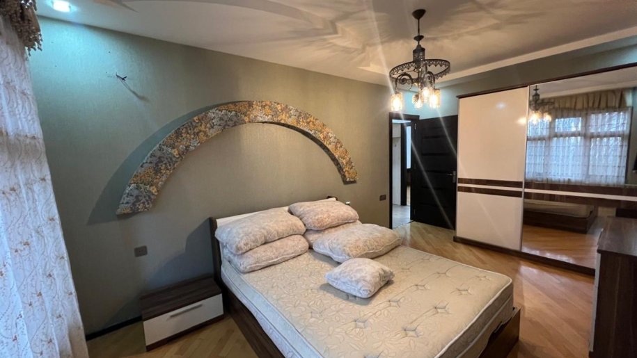 Satılır 3 otaqlı köhnə tikili, 80 m², Həzi Aslanov m.-7