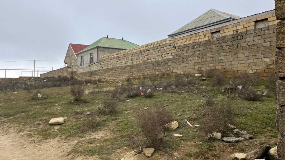 8 sot torpaq satılır, Hökməli-5