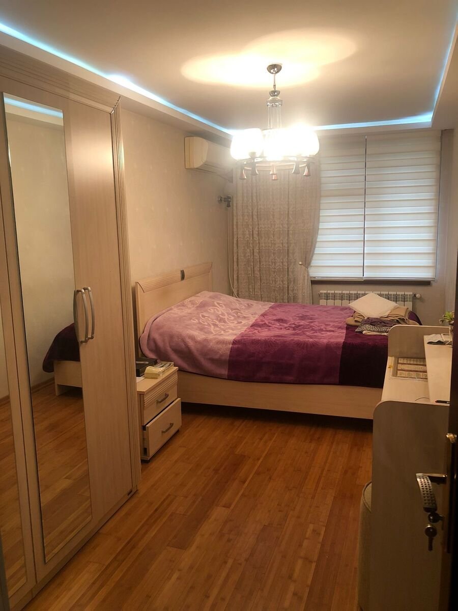 Satılır 3 otaqlı köhnə tikili, 80 m², 28 May m.-4