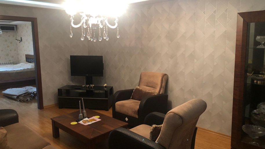 Satılır 3 otaqlı köhnə tikili, 80 m², 28 May m.-7