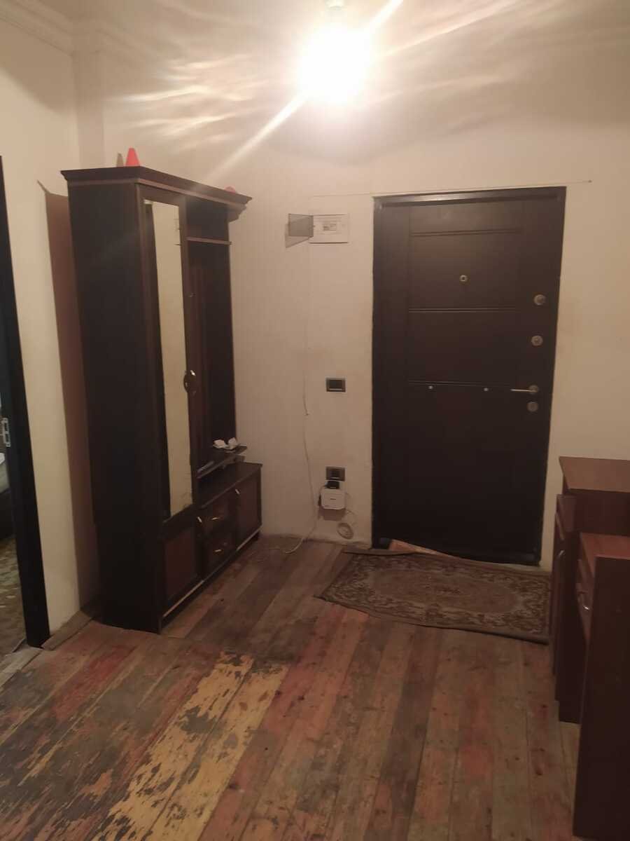 Satılır 3 otaqlı köhnə tikili, 75 m², Xalqlar dostluğu m.-6