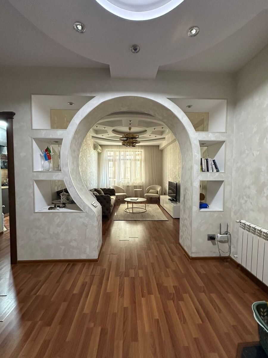 Kirayə verilir 2 otaqlı yeni tikili, 85 m², 8 noyabr-1