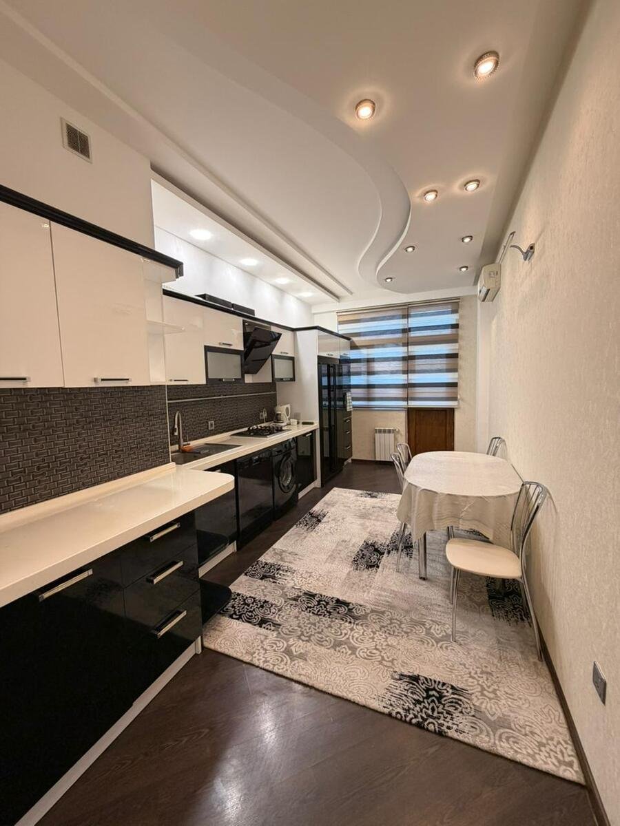 Kirayə verilir 2 otaqlı yeni tikili, 91 m², Gənclik m.-9