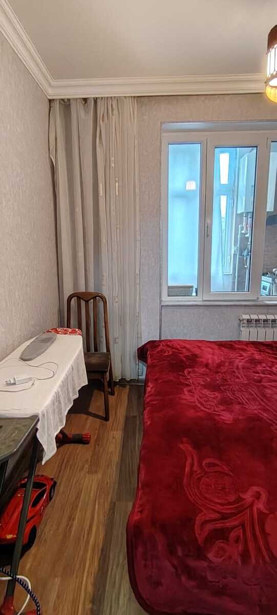 Satılır 2 otaqlı köhnə tikili, 45 m², Xalqlar dostluğu m.-6