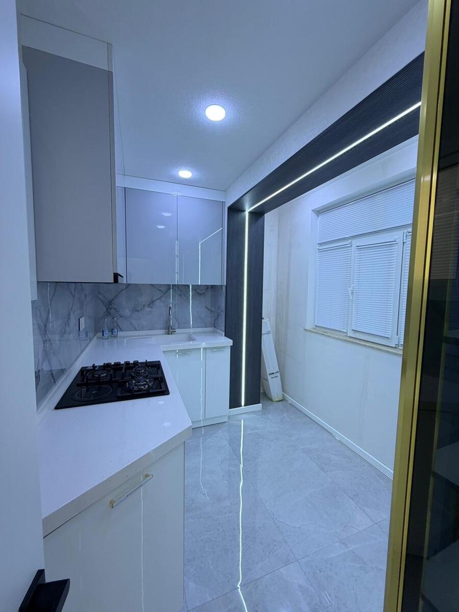 Satılır 3 otaqlı köhnə tikili, 65 m², Əhmədli m.-9