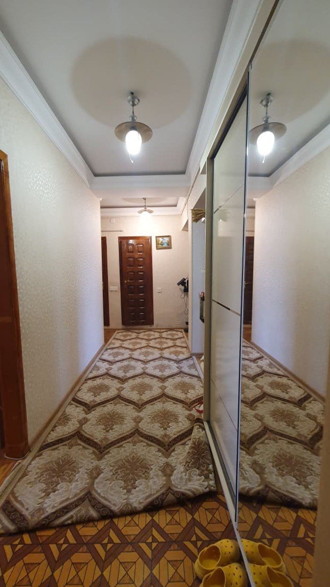 Satılır 3 otaqlı köhnə tikili, 80 m², Xalqlar dostluğu m.-11