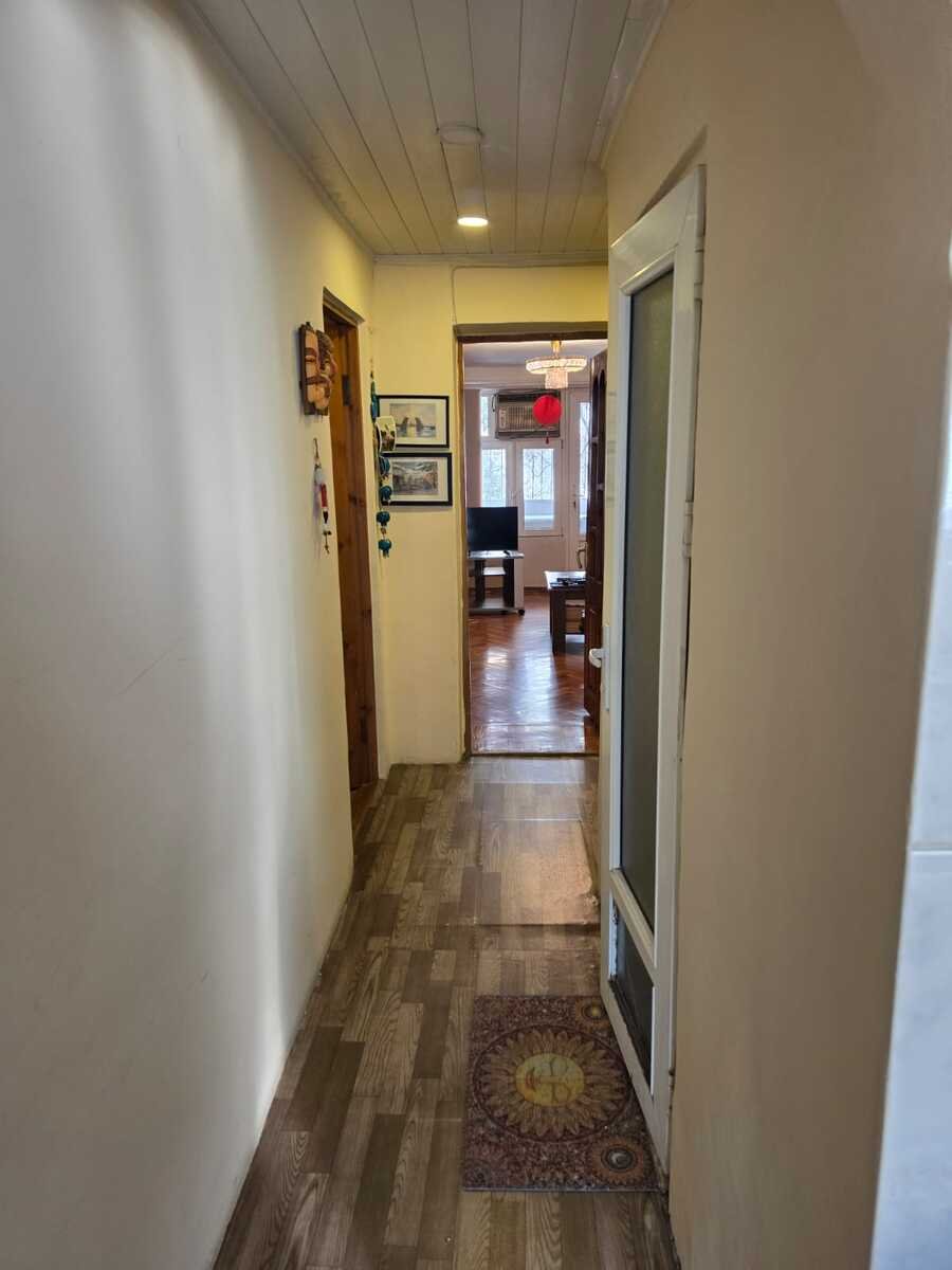 Satılır 3 otaqlı köhnə tikili, 60 m², Elmlər Akademiyası m.-7