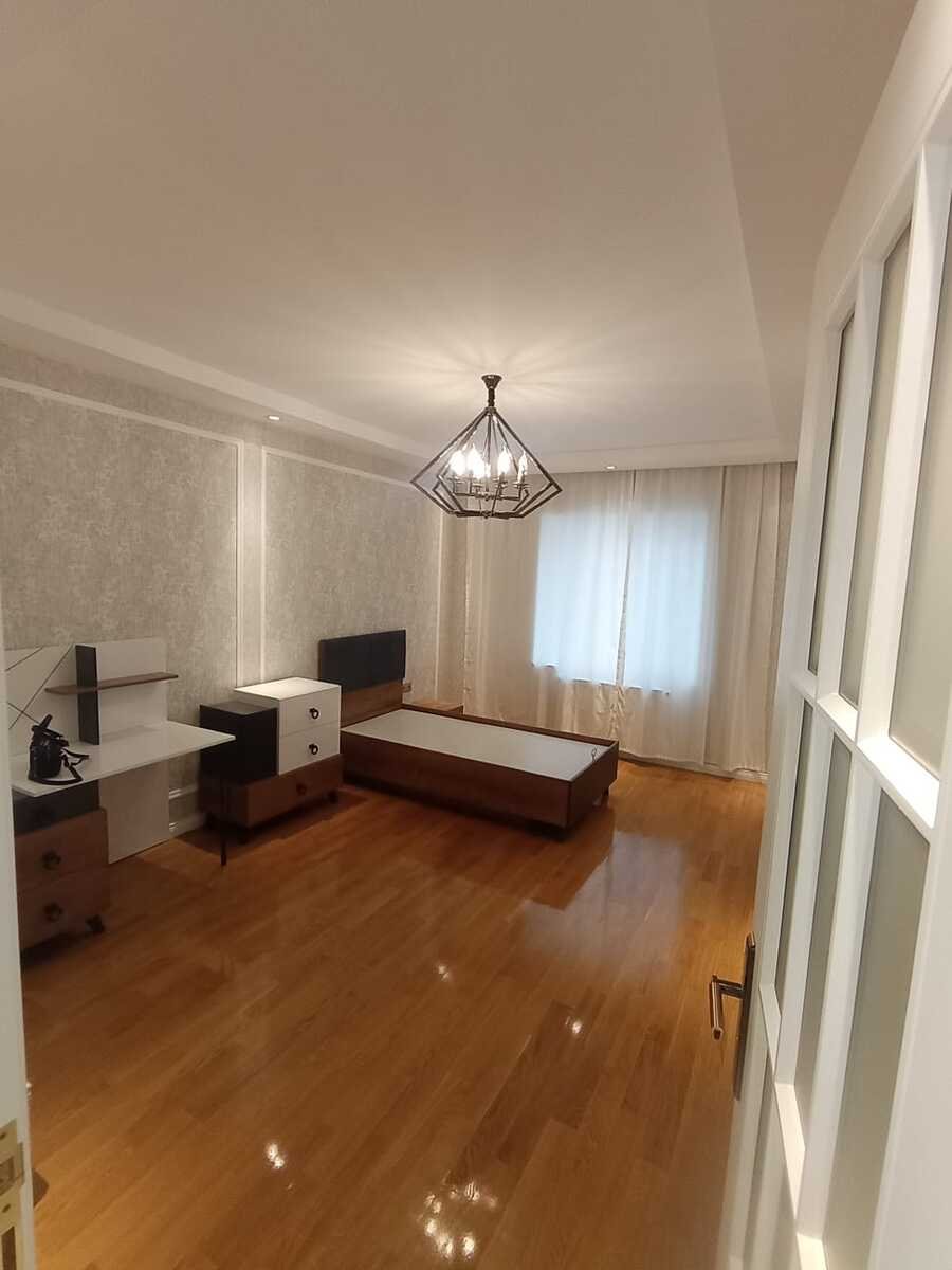Satılır 3 otaqlı köhnə tikili, 95 m², Elmlər Akademiyası m.-3