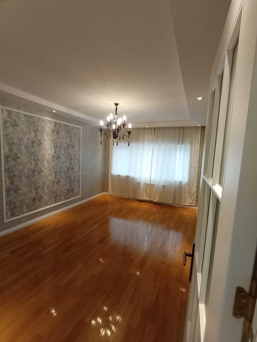 Satılır 3 otaqlı köhnə tikili, 95 m², Elmlər Akademiyası m.-6