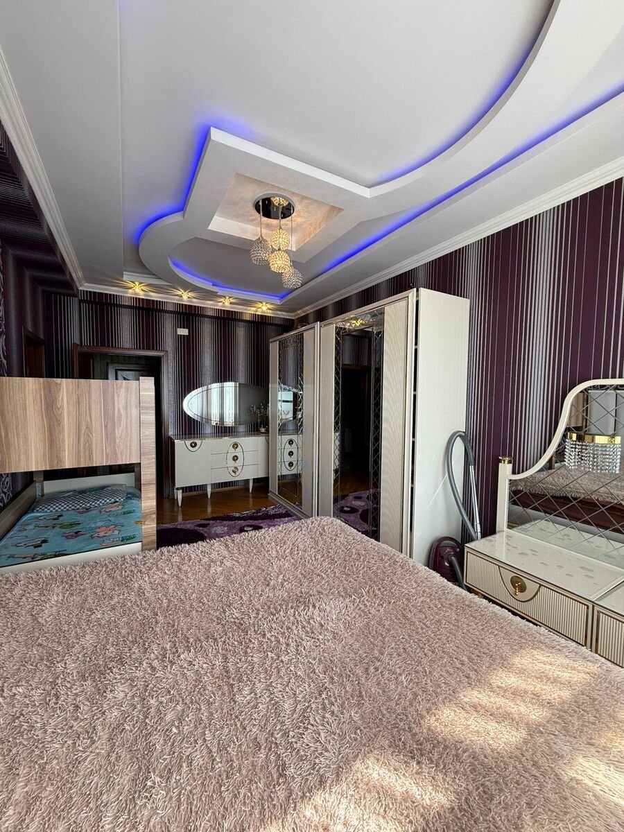 Satılır 2 otaqlı yeni tikili, 90 m², Neftçilər m.-5