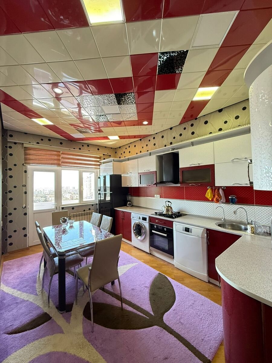 Satılır 2 otaqlı yeni tikili, 90 m², Neftçilər m.-6