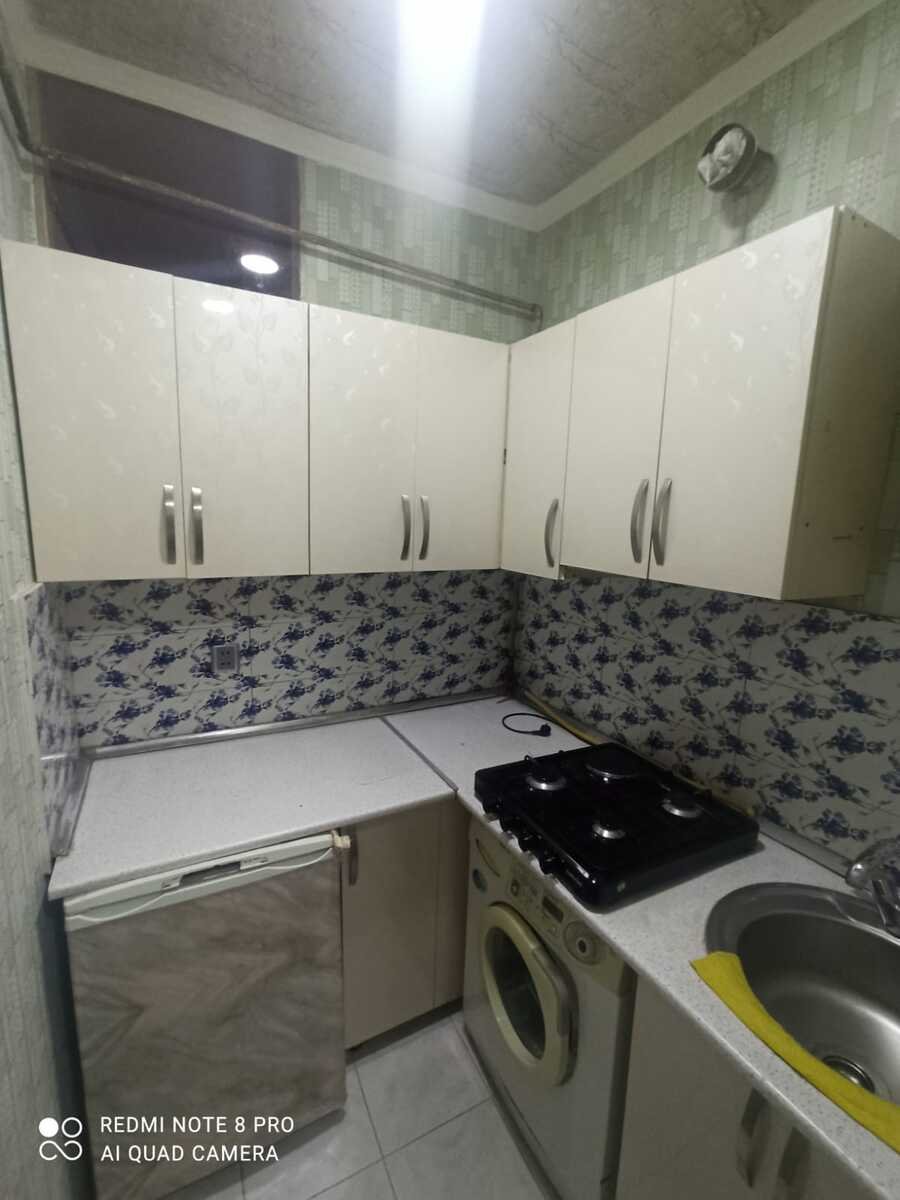 Satılır 1 otaqlı köhnə tikili, 34 m², Memar Əcəmi m.-4