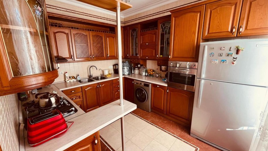 Satılır 5 otaqlı yeni tikili, 190 m², 28 May m.-8