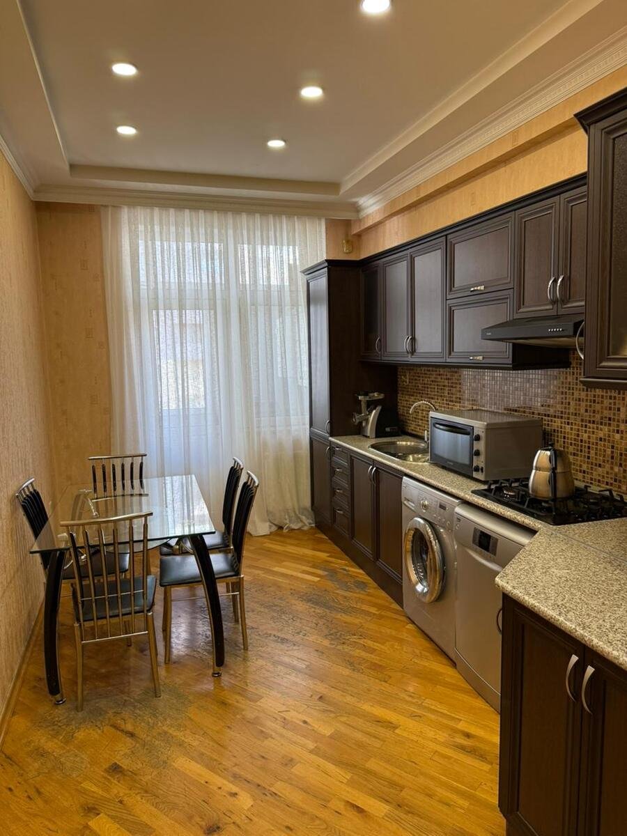 Satılır 3 otaqlı yeni tikili, 90 m², Əhmədli m.-14