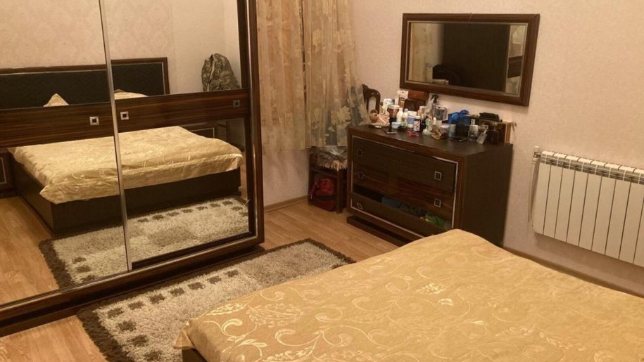 Satılır 4 otaqlı köhnə tikili, 100 m², Sahil m.-7