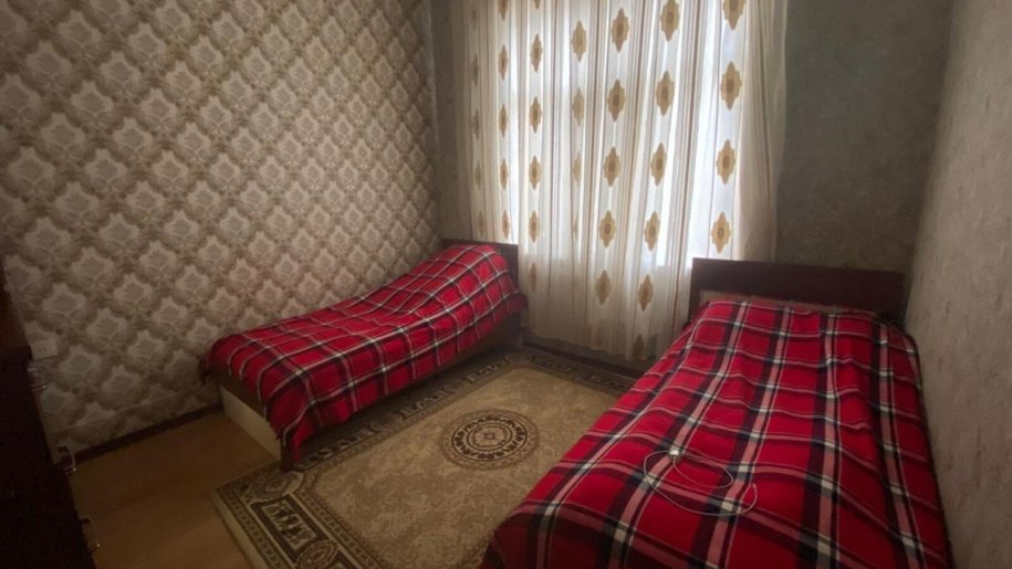 Satılır 4 otaqlı köhnə tikili, 100 m², Sahil m.-8