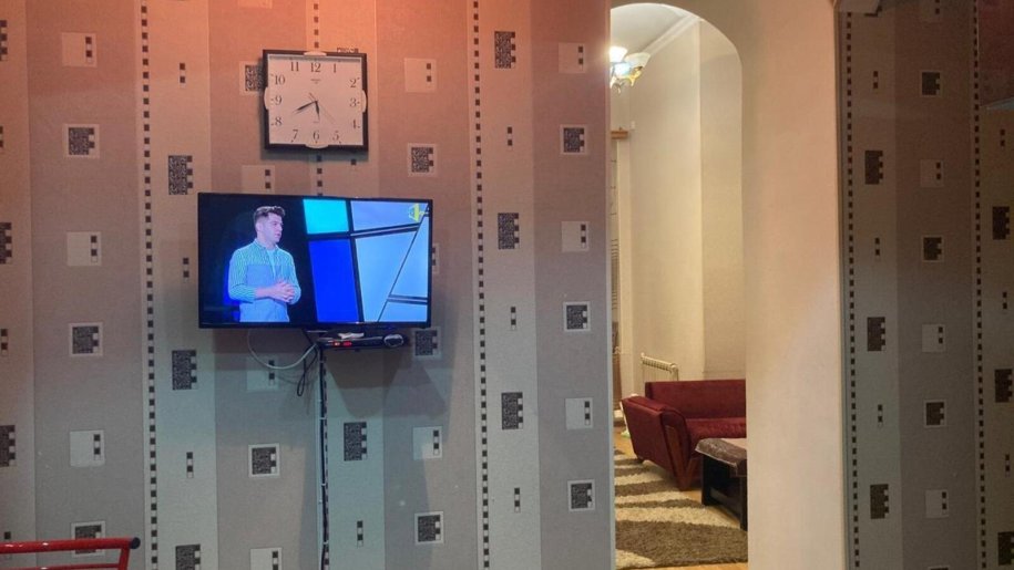 Satılır 4 otaqlı köhnə tikili, 100 m², Sahil m.-11