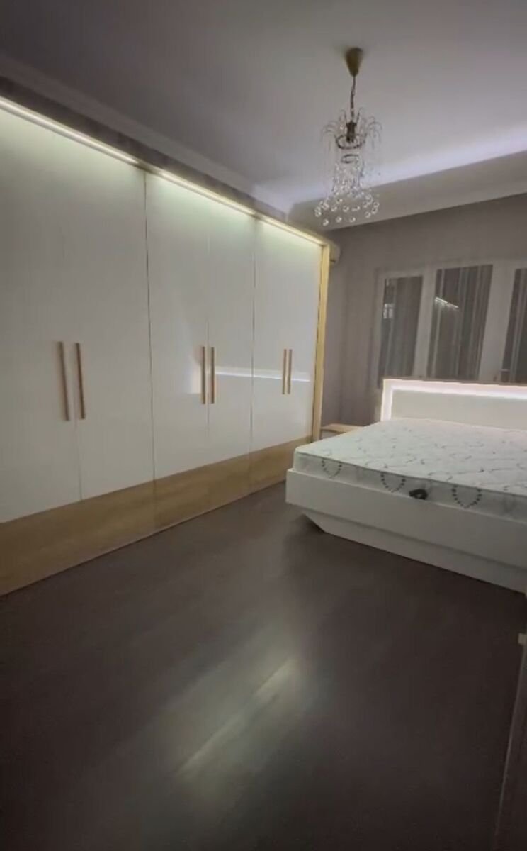 Satılır 4 otaqlı köhnə tikili, 100 m², Memar Əcəmi m.-9