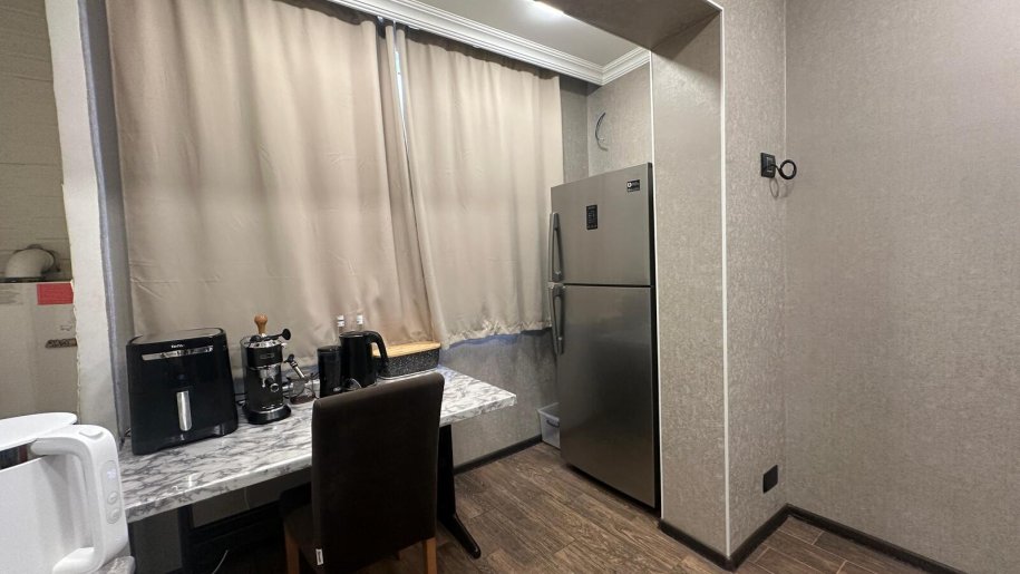 Satılır 4 otaqlı köhnə tikili, 100 m², Memar Əcəmi m.-10