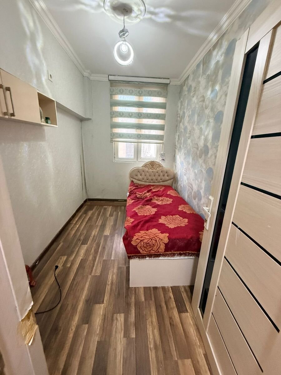 Satılır 3 otaqlı köhnə tikili, 70 m², Gənclik m.-8