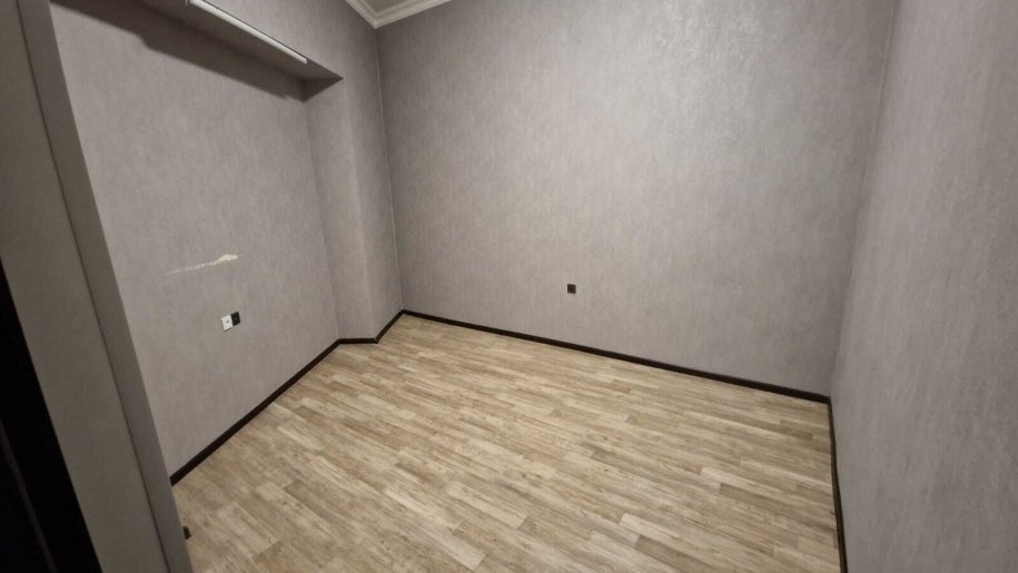 200 m<sup>2</sup> ofis icarəyə verilir, İçərişəhər m.-7