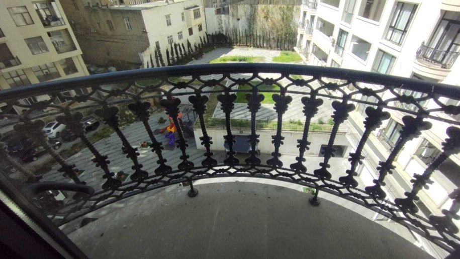 Satılır 4 otaqlı yeni tikili, 221.4 m², İçərişəhər m.-17