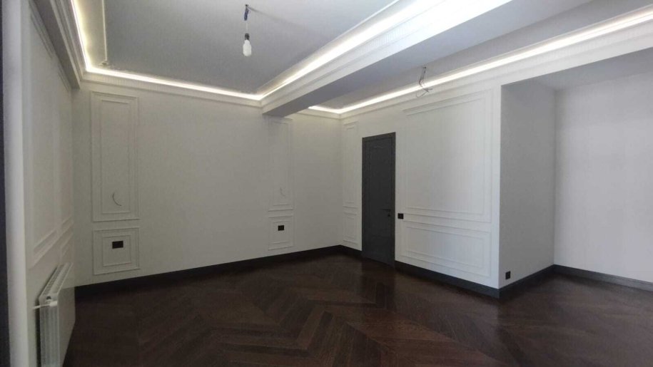 Satılır 4 otaqlı yeni tikili, 221.4 m², İçərişəhər m.-22