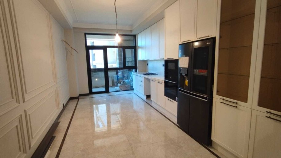 Satılır 4 otaqlı yeni tikili, 221.4 m², İçərişəhər m.-29