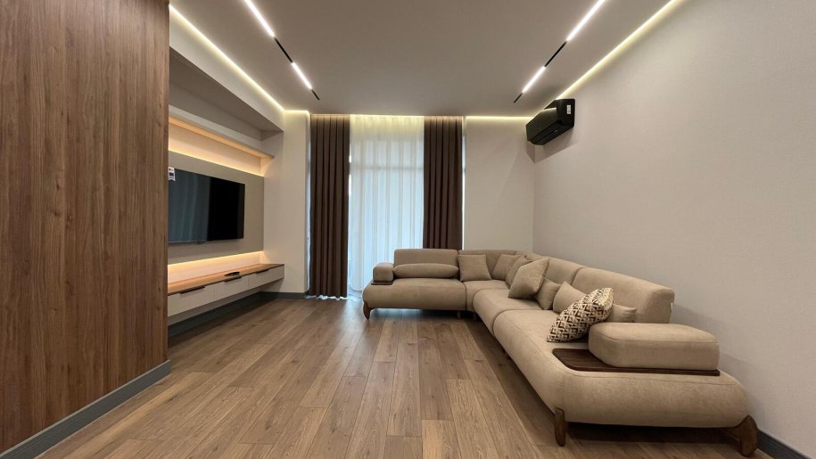 Kirayə verilir 3 otaqlı yeni tikili, 145 m², 8 noyabr-4