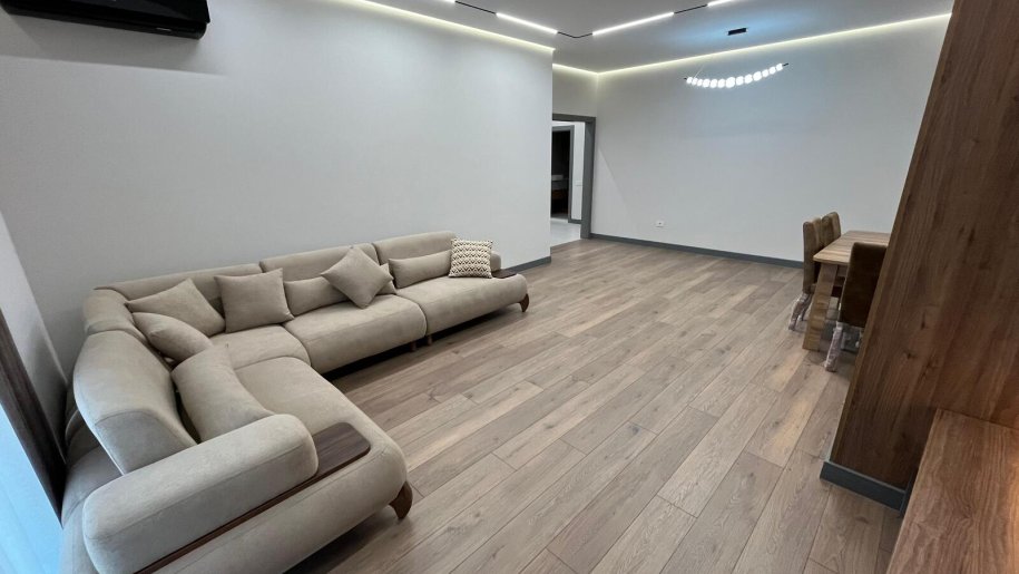 Kirayə verilir 3 otaqlı yeni tikili, 145 m², 8 noyabr-6