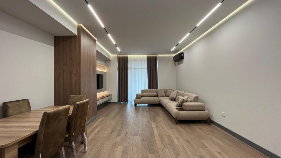 Kirayə verilir 3 otaqlı yeni tikili, 145 m², 8 noyabr-7