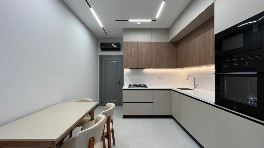 Kirayə verilir 3 otaqlı yeni tikili, 145 m², 8 noyabr-20