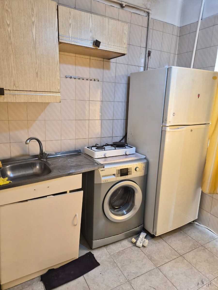Kirayə verilir 1 otaqlı köhnə tikili, 35 m², Neftçilər m.-1