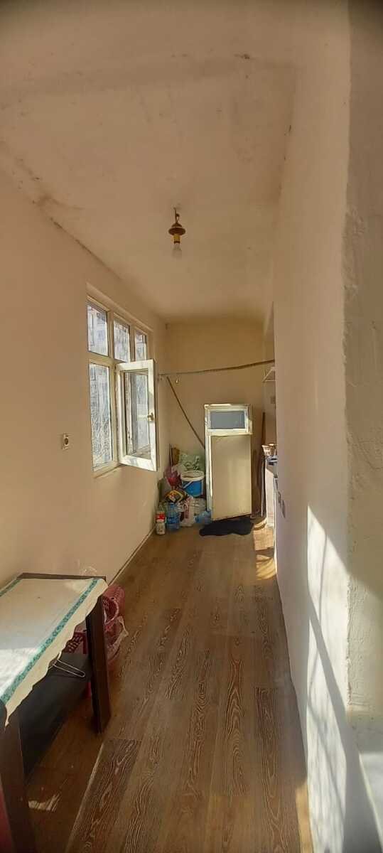 Satılır 1 otaqlı köhnə tikili, 35 m², 8-ci mikrorayon-11