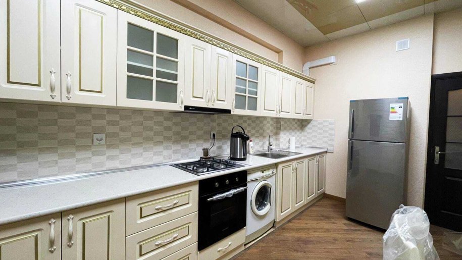 Kirayə verilir 2 otaqlı yeni tikili, 90 m², Azadlıq Prospekti m.-8